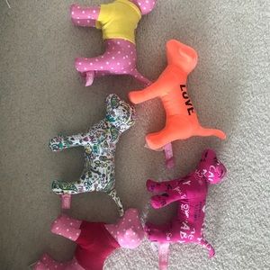 VS Pink Dogs
